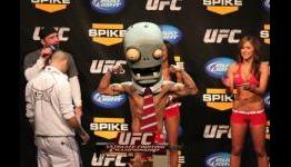 Plants VS Zombies Invades UFC Fight Night 24