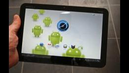 Android boss confirms Honeycomb features on phones, slams dissenters