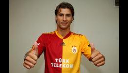 Lazio president Claudio Lotito confirms interest in Galatasaray’s Lorik Cana