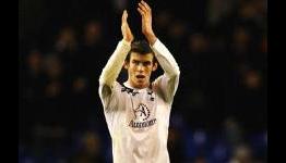Dawson praises ‘absolutely top class’ Gareth Bale after winger is named PFA Player of the Year