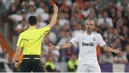 Images show Pepe did not touch Alves