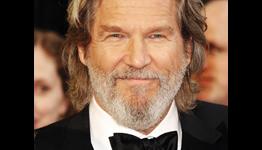 Jeff Bridges in Final Talks to Star Opposite Ryan Reynolds in ‘R.I.P.D.’