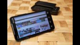 Happy EVO 4G owners get Gingerbread update, right on schedule