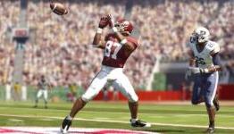 NCAA Football 12: Custom playbooks add depth to NCAA action