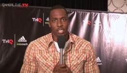 E3 NBA All-Star Dwight Howard Does First 3D Interview, Helps THQ & Adidas Launch MiCoach [3D Video]