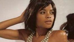 Naomie Harris Is In Talks To Play Bond Girl In Next “007” Movie