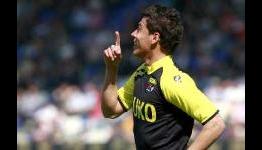 Hector Moreno completes switch to Espanyol