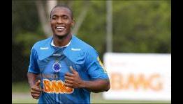 Cruzeiro’s former Brazil left-back Gilberto ruled out for around 10 days with calf injury