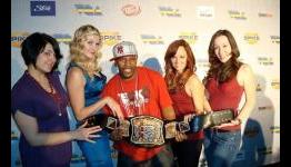 HipHopGamer Destroys Sony’s Anton, SF X Tekken Gameplay Is Incredible
