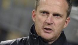 Van den Brom appointed Vitesse coach