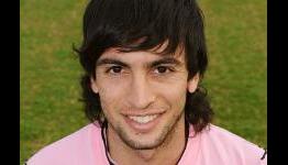 Five clubs battle for ace Pastore