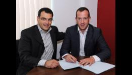 Adam completes Reds move