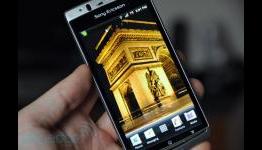 Xperia Arc hits the US unlocked and ready for action