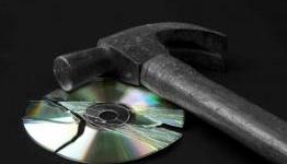 Opinion: Why Disks Need to Die… |Thatgameshow.net