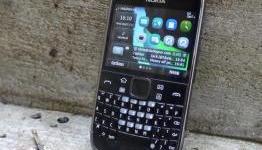 SlashGear – Nokia E6 Review