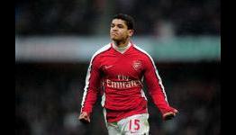 Arsenal’s Denilson confirms he will join Sao Paulo on loan