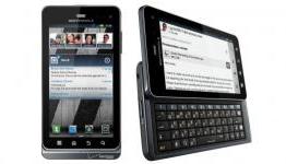 Bright Hub: Droid 3 Reviewed – The Droid Trilogy Completed
