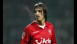 Twente’s Bryan Ruiz reveals ‘great club’ Tottenham have approached his agent