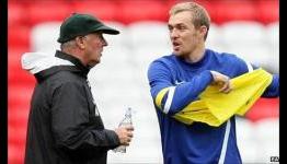 Darren Fletcher returns to Scotland squad