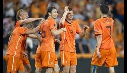 Highlights: Netherlands 11-0 San Marino (UEFA Euro Qualifying Group E – 2/09/2011)
