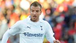 Van der Vaart ready to return