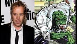 Rhys Ifans Talks Wearing A Green CGI Suit And Cardboard Head On The Amazing Spider-Man Set