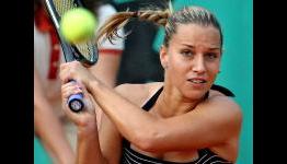 Halo Pro Walshy Takes on Tennis Pro Dominika Cibulkova