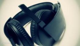 Sony Wireless Stereo Headset Review & Unboxing