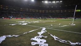 Uruguayan match abandoned after linesman struck by roll of paper