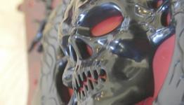 Xboxer360 – Review: Calibur 11 Gears of War Vault – 3D Armored Gaming Case