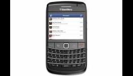 Facebook Messenger for BlackBerry takes on BBM