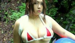Mai Shiranui Bikini Cosplay Gallery