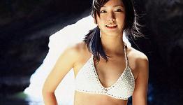 Yui Aragaki becomes the new spokesmodel for Mobage