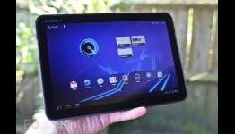 Motorola sells just 100,000 tablets over summer