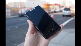 Motorola Droid RAZR Review: So Close, Yet So Far – TechCrunch