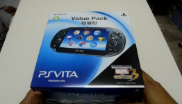Playstation Vita Ultimate Marvel vs Capcom 3 Value Pack Hands On Hong Kong Set