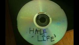 This Half-Life 3 disc is legit