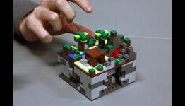 Notch unveils the LEGO Minecraft toy set