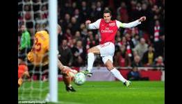 Mancini eyes up RVP: City boss to anger Wenger again with £220,000-a-week offer