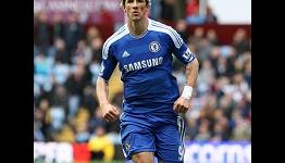 Stilian Petrov watches as Chelsea beat Aston Villa in six-goal thriller