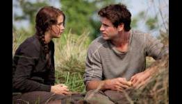 Anomalous Material: The Hunger Games Review