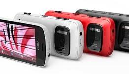 Nokia Lumia Selling Out, Company ‘Working Hard’ on Verizon