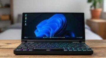 Keebmon’s “keyboard PC” promises RTX eGPU gaming – backers want proof
